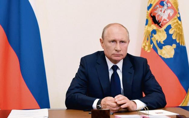 Władimir Putin w Nowo-Ogariowie pod Moskwą 11 maja w czasie telekonferencji