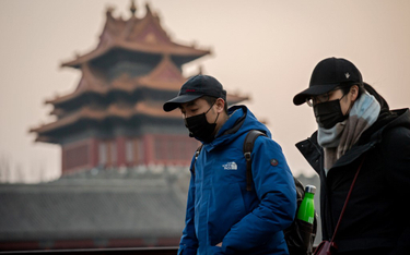 Wirus paraliżuje Chiny. Liczba chorych zbliża się do 3 tys.