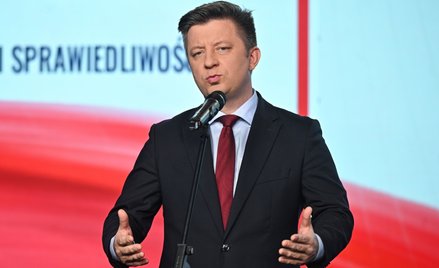 Europoseł PiS Michał Dworczyk na konferencji prasowej w siedzibie ugrupowania w Warszawie