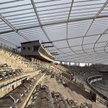 Problemy z ustawieniem dachu mocno podniosły koszty inwestycji