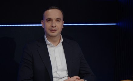 Gościem Aleksandry Ptak-Iglewskiej w programie „Prosto z Parkietu” był dr Kamil Gemra, ekonomista SG