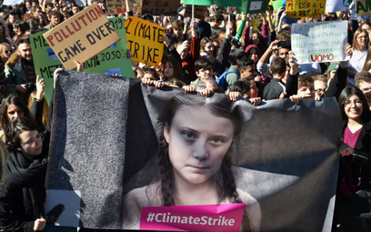 Ojciec Grety Thunberg: aktywizm klimatyczny uczynił ją bardzo szczęśliwą