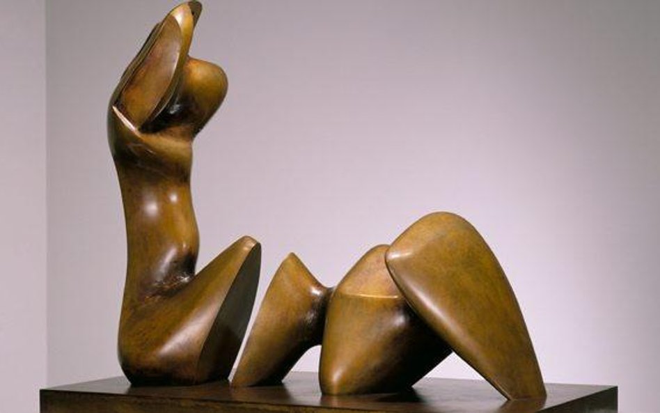 Moc natury Henry Moore w Polsce Wystawa tego wielkiego brytyjskiego rzeźbiarza, przedstawiciela abst