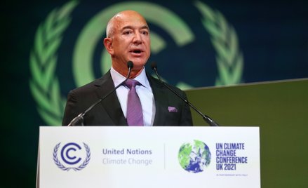 Szef Amazona, Jeff Bezos, przyleciał na konferencję klimatyczną swoim odrzutowcem Gulfstream.