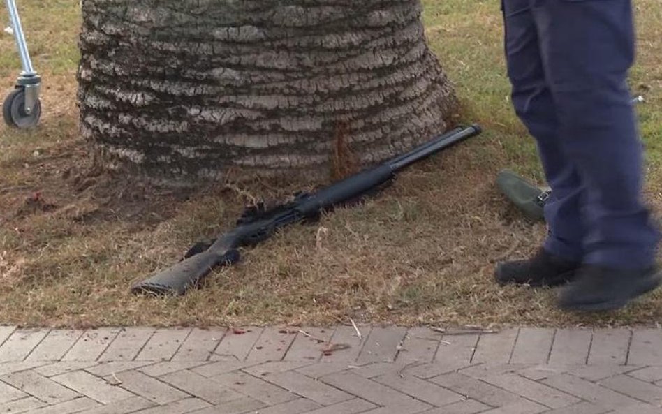 Strzelanina na plaży Bondi w Sydney. Wzrosła liczba ofiar śmiertelnych po ataku na świętujących Chanukę