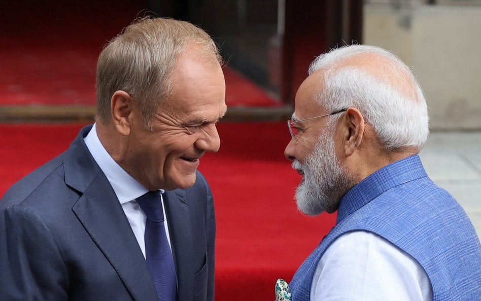 Premier Donald Tusk (L) i premier Republiki Indii Narendra Modi (P) podczas wizyty premiera Modiego 