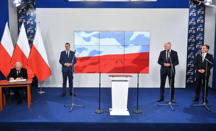 Premier RP Mateusz Morawiecki, prezes Prawa i Sprawiedliwości Jarosław Kaczyński, prezes Solidarnej 