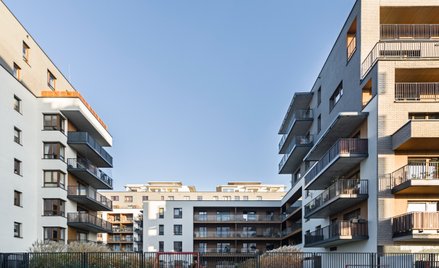 Sprzedaż mieszkań z miesiąca na miesiąc hamuje. Rynek szuka stabilizacji