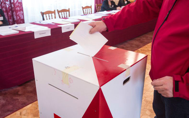 Wybory do PE: Prawie połowa Polaków nie chce głosować