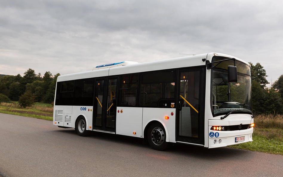 Autobus niskopodłogowy Sancity. Fot./Autosan.