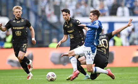 Leo Bengtsson z Lecha Poznań oraz Kamil Jóźwiak, Leon Flach i Oskar Pietuszewski z Jagiellonii Biały
