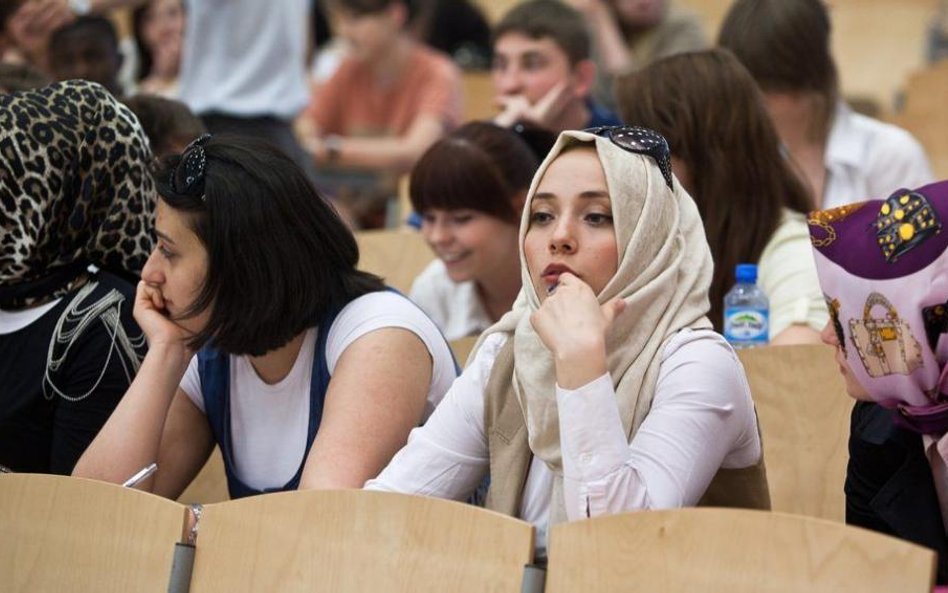 Studenci z zagranicy mogą uratować polskie uczelnie przed skutkami niżu demograficznego