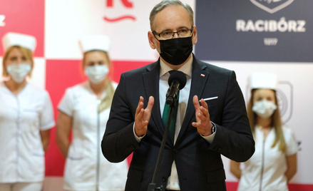 Koronawirus w Polsce. Kiedy zdejmiemy maseczki? Minister Niedzielski odpowiada