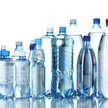 Kupujesz wodę w butelce? Możesz pić plastik