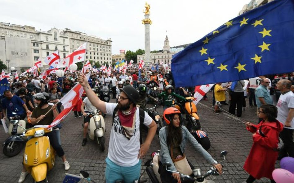 Od 20 czerwca pod parlamentem w Tbilisi odbywają się antyrosyjskie manifestacje