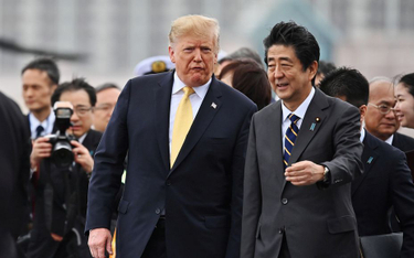 Prezydent USA Donald Trump i premier Japonii Shinzo Abe podczas wizyty amerykańskiego przywódcy w Ja