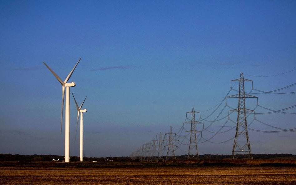 Wiele firm z wyznaczeniem celów inwestycji w farmy wiatrowe czeka na ostateczny kształt nowelizacji 