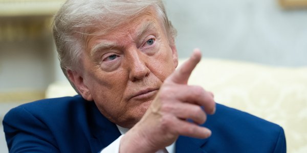 Kłamstwa, chaos i tuszowanie zabójstwa. Zarzuty wobec administracji Trumpa