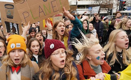 Piątkowy strajk klimatyczny w Warszawie
