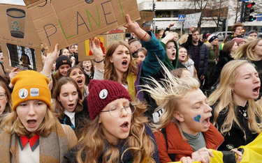 Piątkowy strajk klimatyczny w Warszawie
