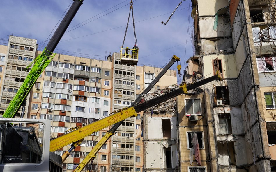 Ukraina, 03.03.2024. Zniszczenia w Odesssie po ataku rosyjskiego drona.