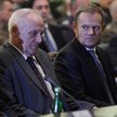 Donald Tusk gani Stefana Niesiołowskiego