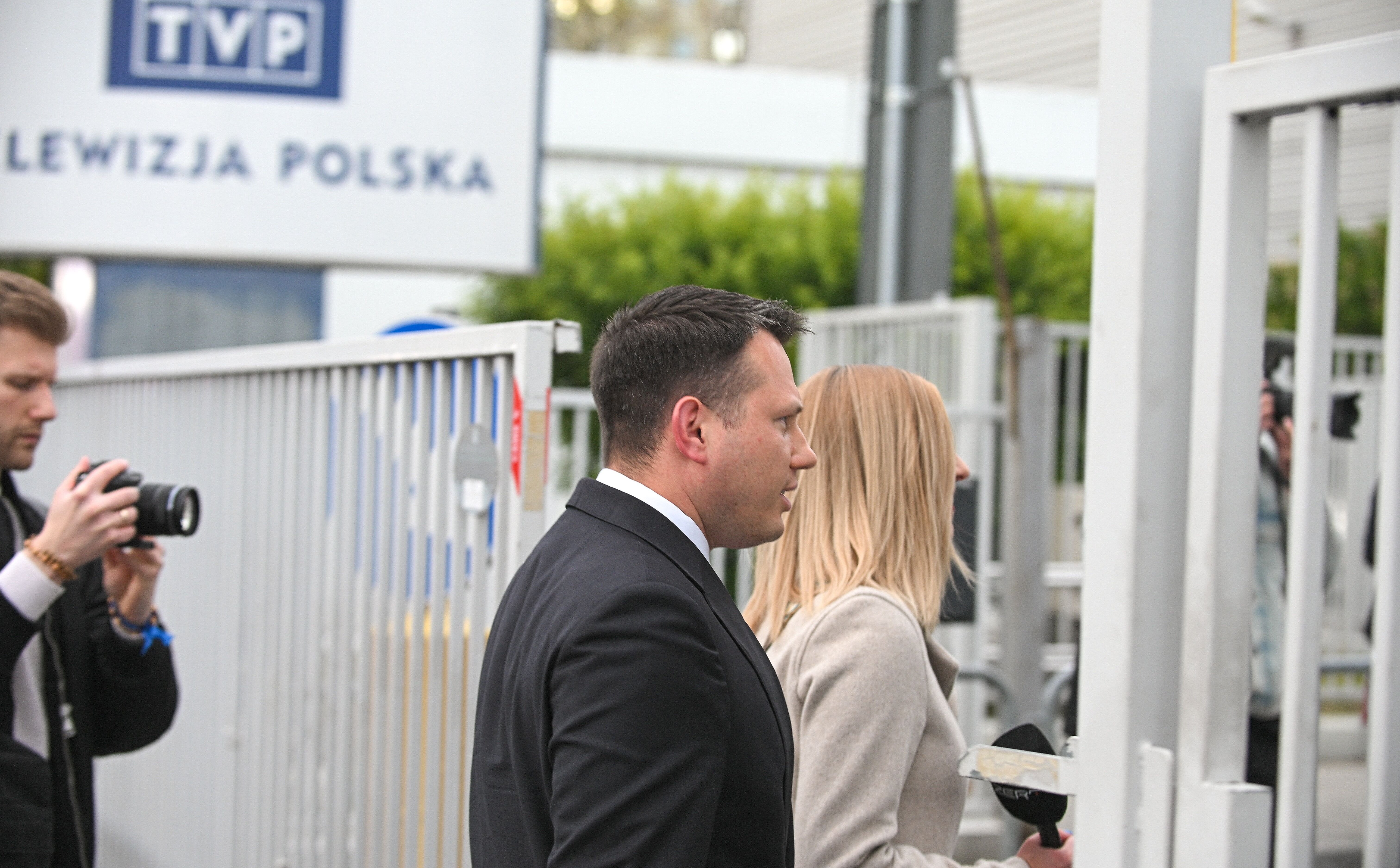 Sławomir Mentzen informuje o groźbach jakie otrzymuje. Grozić mają Ukraińcy