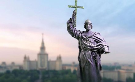 Projekt pomnika księcia Włodzimierza, jeszcze na Wróblowych Wzgórzach. W głębi widoczny gmach moskie