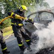 Ryzyko zapalenia się samochodu z silnikiem spalinowym jest znacznie większe niż elektrycznego