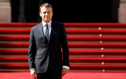 Emmanuel Macron przejął władzę