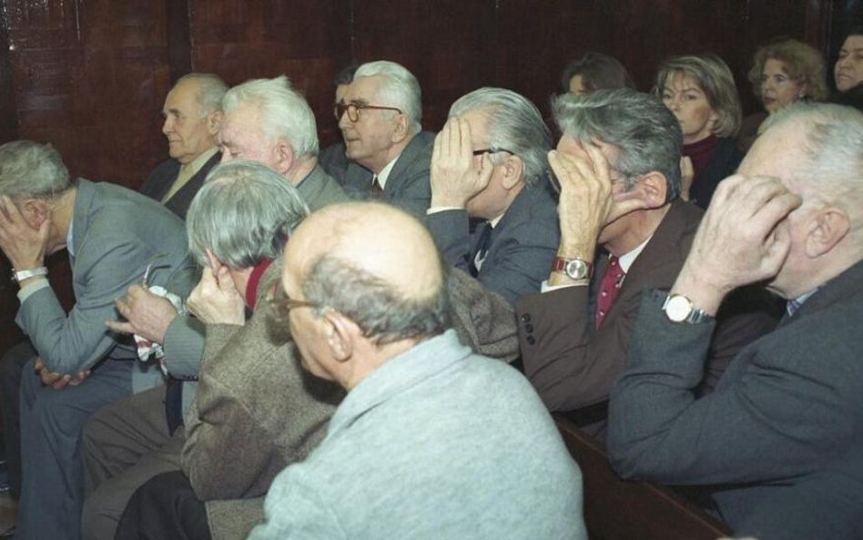 1993 rok – początek procesu przeciwko byłym funkcjonariuszom Ministerstwa Bezpieczeństwa Publicznego