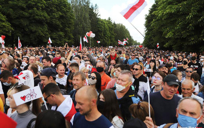 Wiec opozycji w Grodno