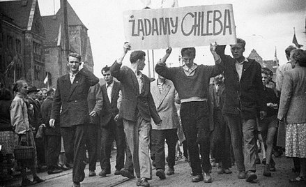 Chcieli chleba, dostali czołgi. Historia robotniczych buntów w PRL