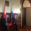 Marionetki i zbiry, czyli nowy język dyplomacji