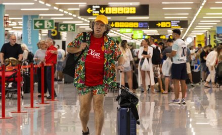 W 2025 roku ruch lotniczy na świecie wzrósł o 5,3 procent w porównaniu z rokiem 2024