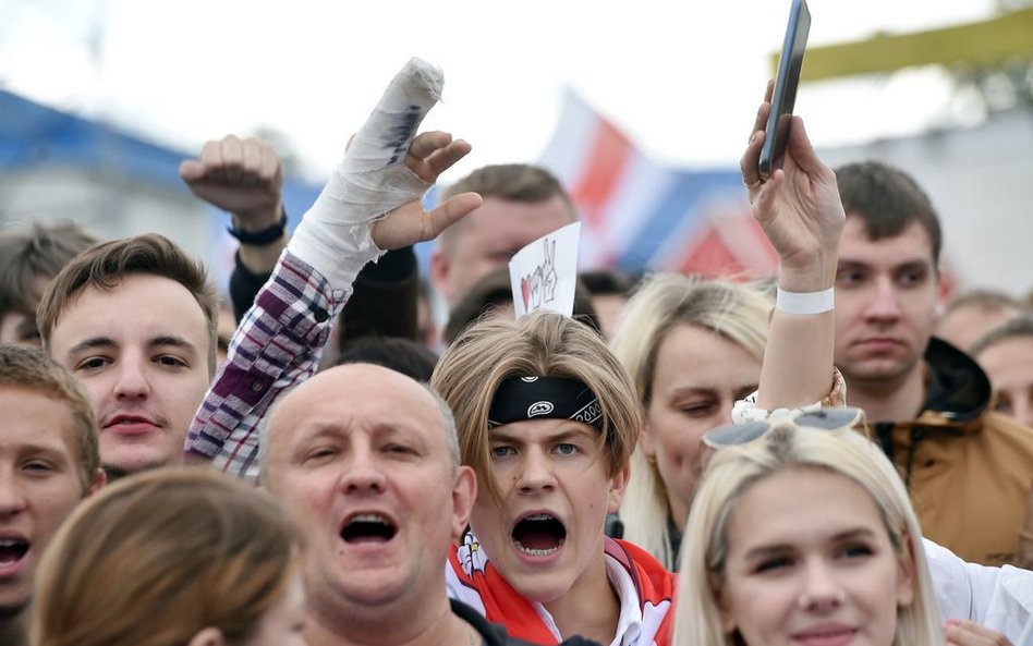 Działacze "Solidarności" poparli walczącą o wolność Białoruś