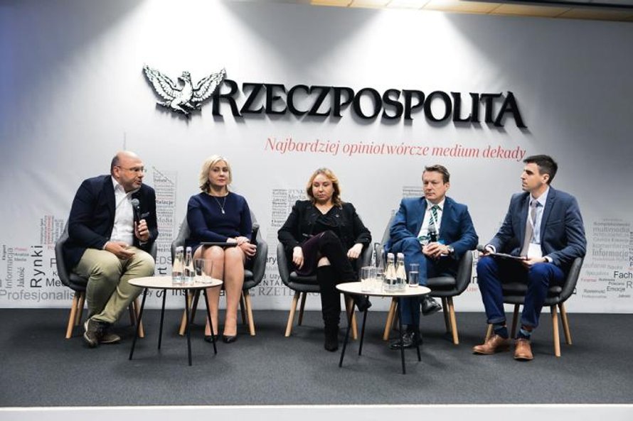 Od lewej: Piotr Kamiński, wiceprezydent Pracodawców RP, Ewa Małyszko, prezes PFR TFI, Małgorzata Rus