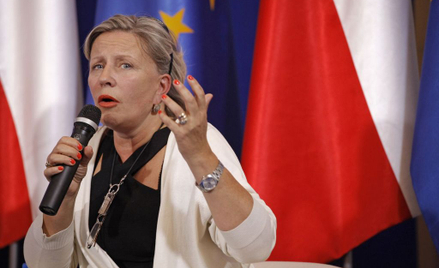 Krystyna Janda: Polscy kibice przy byle sukcesie dostają irracjonalnego obłędu