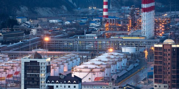 Kwaśne deszcze nad Tuapse. Ropa w morzu, smog nad wybrzeżem, Putin milczy