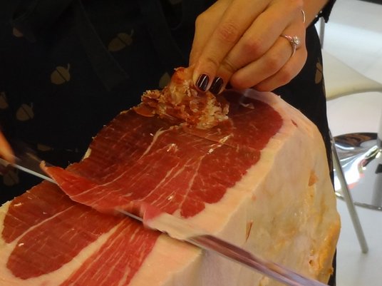 Na tegorocznych targach Anuga można było spróbować znakomitej szynki.