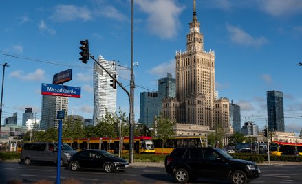 Dług państwa i koszty jego obsługi poszybowały do rekordowo wysokich poziomów