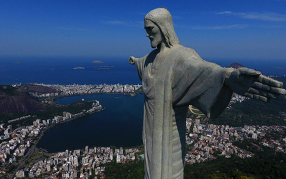 Rio de Janeiro: Obserwowali wschód słońca ze szczytu pomnika Chrystusa. Staną przed sądem
