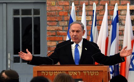 Beniamin Netanjahu podczas wizyty w Oświęcimiu w 2013 roku