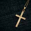 Zakaz noszenia krzyżyka w pracy to dyskryminacja. Zwolniona pielęgniarka wygrała w sądzie