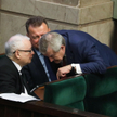 Jarosław Kaczyński, Mariusz Błaszczak i Piotr Gliński w Sejmie