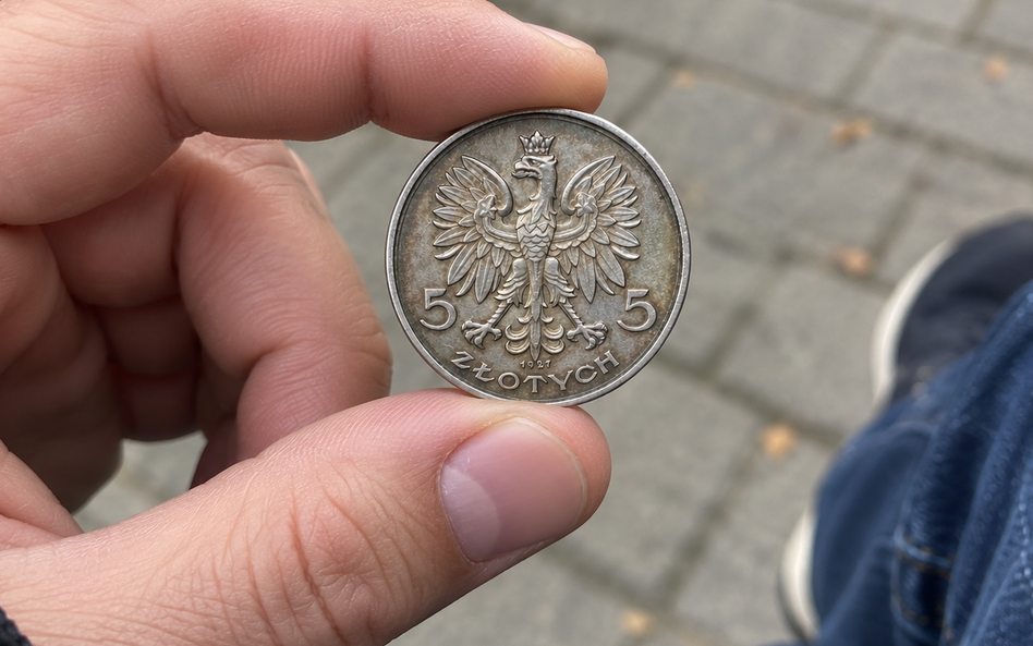 Niewinnie wyglądająca moneta 5-złotowa może być warta ponad 100 tys. złotych