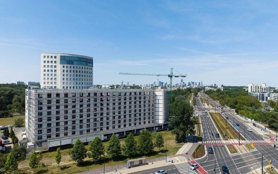 Warszawski „szkieletor” zmienia się w hotel Holiday Inn