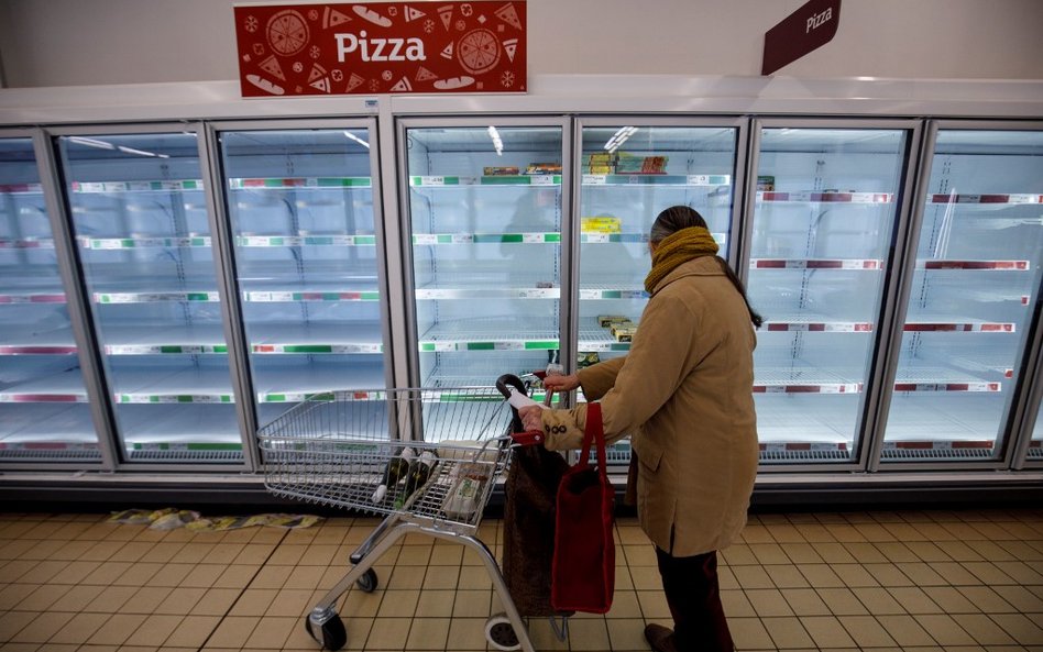 Brytyjska sieć znosi reglamentację produktów. Klienci przestali panikować