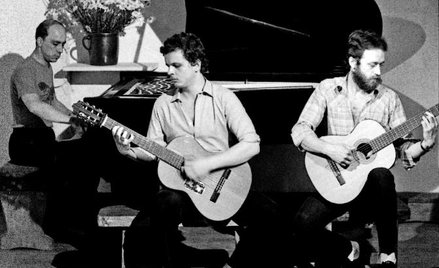 Zbigniew Łapiński, Jacek Kaczmarski, Przemysław Gintrowski w czasie koncertu w 1980 roku.