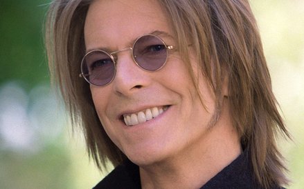 14 października 1999, konferencja prasowa w Paryżu.